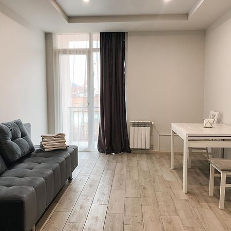 Apartments Domovik Mira 11S/9 Moukatcheve Extérieur photo